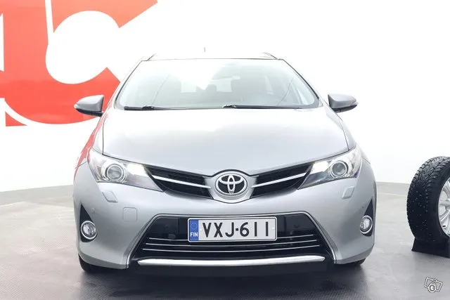 Toyota Auris Touring Sports 1,6 Valvematic Premium - / Pkamera / Tutkat / Lohko ja sisäp / Vakkari Image 8