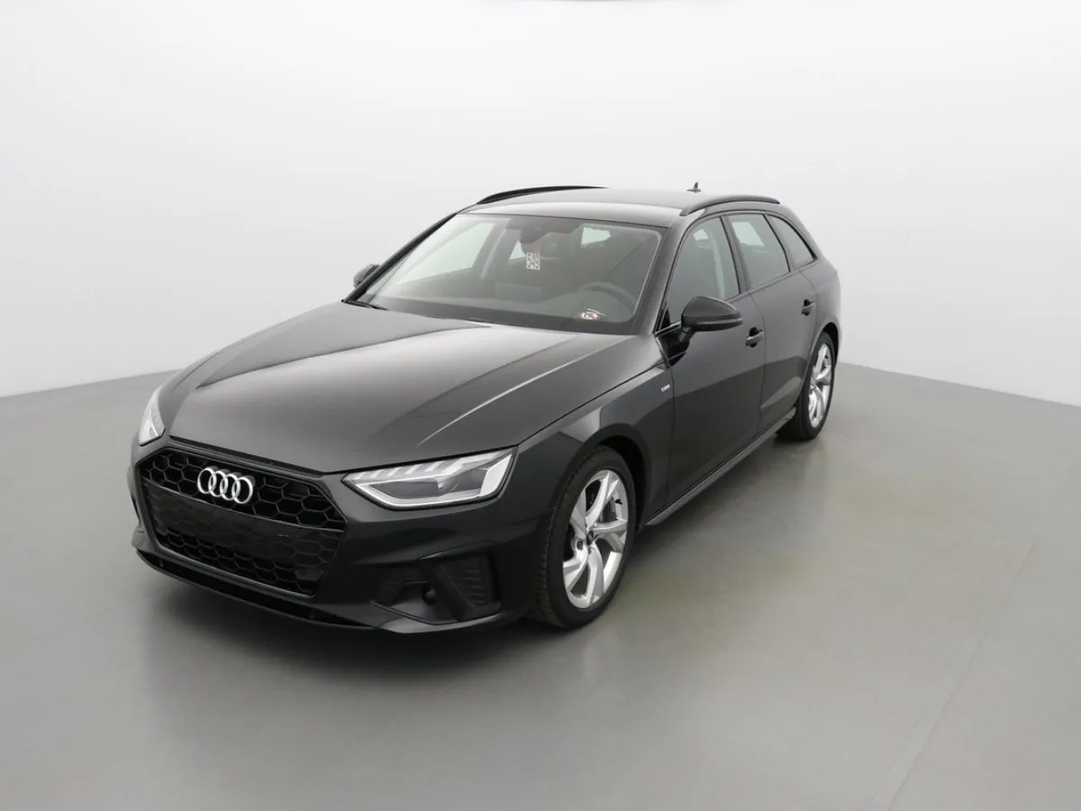 Audi A4 AVANT 35 TDI 163 S LINE EDITION Image 1